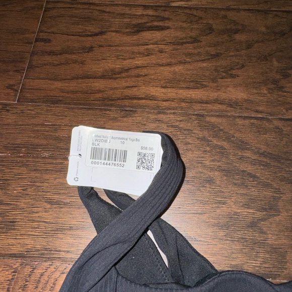 Lululemon Ribbed Nulu Asymmetrical Bra Light Support, A/B Cup in Black NWT Sz 10 - Picture 7 of 8